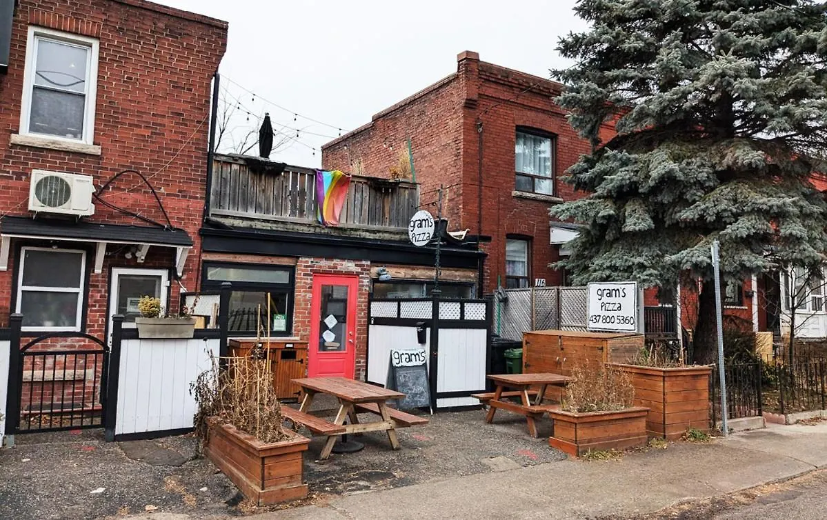 Toronto Junction Hideaway Apartment